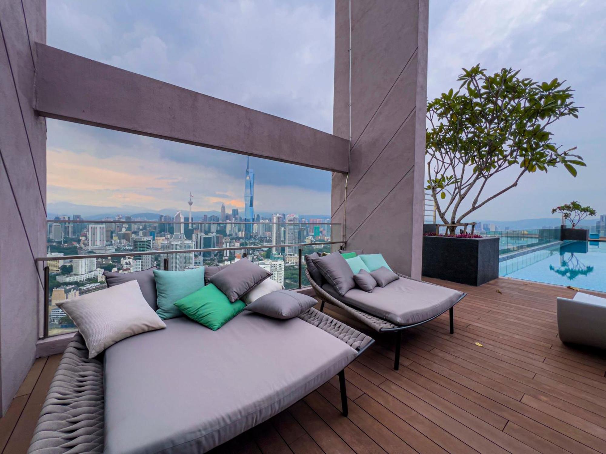 Sky Pool Suites Kl Sentral - Riveria City Kuala Lumpur Exteriör bild
